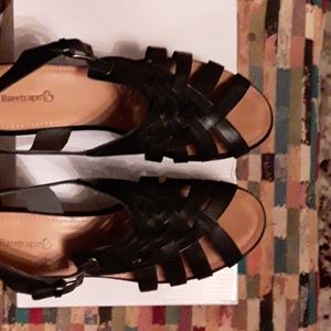Baretraps sandals